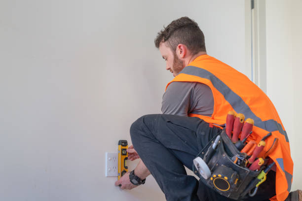 Best Affordable Emergency Electrician  in Liberty, TX